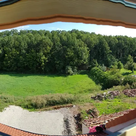 Apartment F2 201 Neuf Proche Gare Tgv, A36 Et Commerces Botans